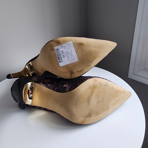 Guess size 10 jeweled stiletto heels - Picture 4 of 4
